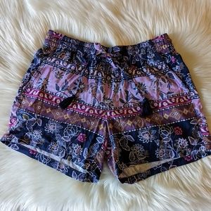 St. John's Bay boho purple floral tie waist shorts size small
